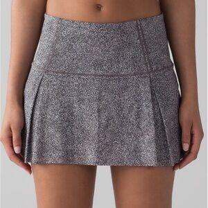 Lululemon Lost in Pace skort - sz 10 Sea Spray Alpine White Dark Chrome